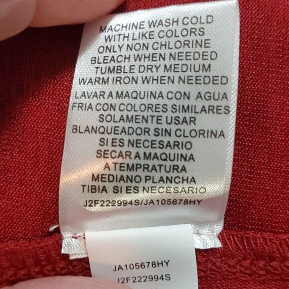 Joseph A. Maroon, blouse, NWT. Long sleeves. MedNew With Tags. - Picture 10 of 10